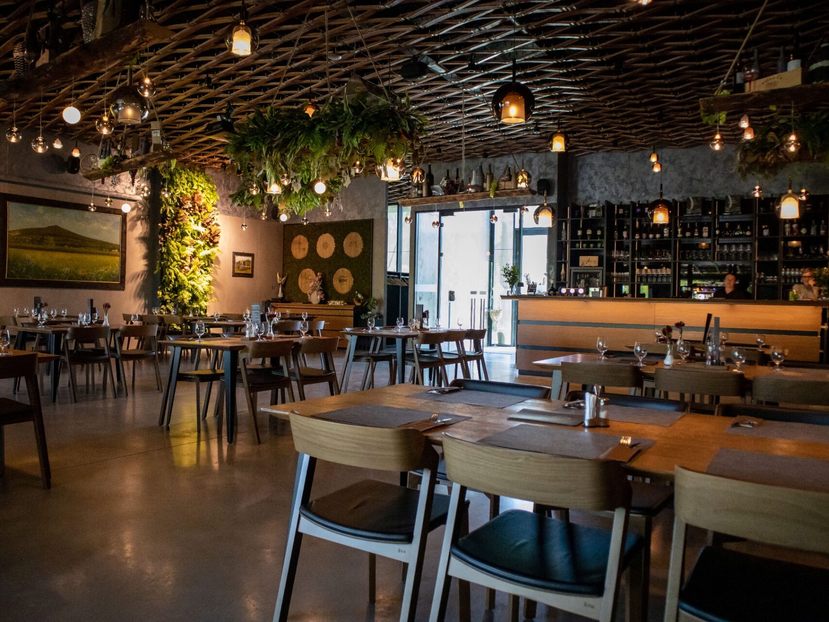 R-VIN Winebar